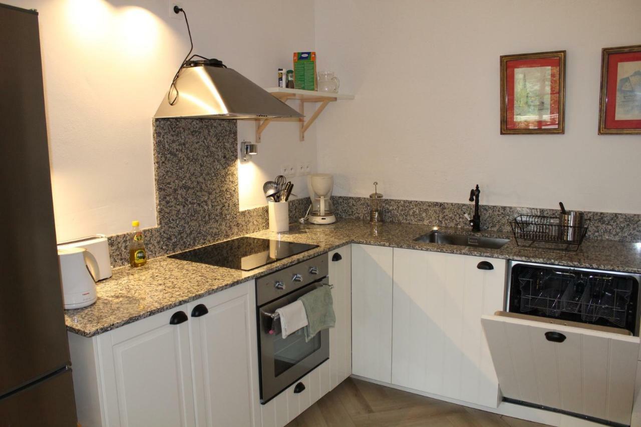 La Terrasse Apartment Reynes Bagian luar foto